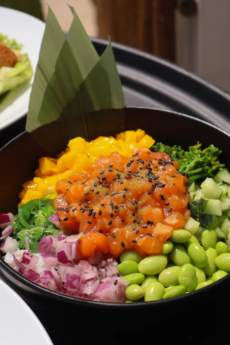 Salmon poke bowl at Ellas Restaurant